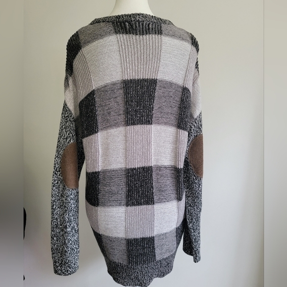 URBAN OUTFITTERS BDG  Oversized Sweater - Picture 6 of 10